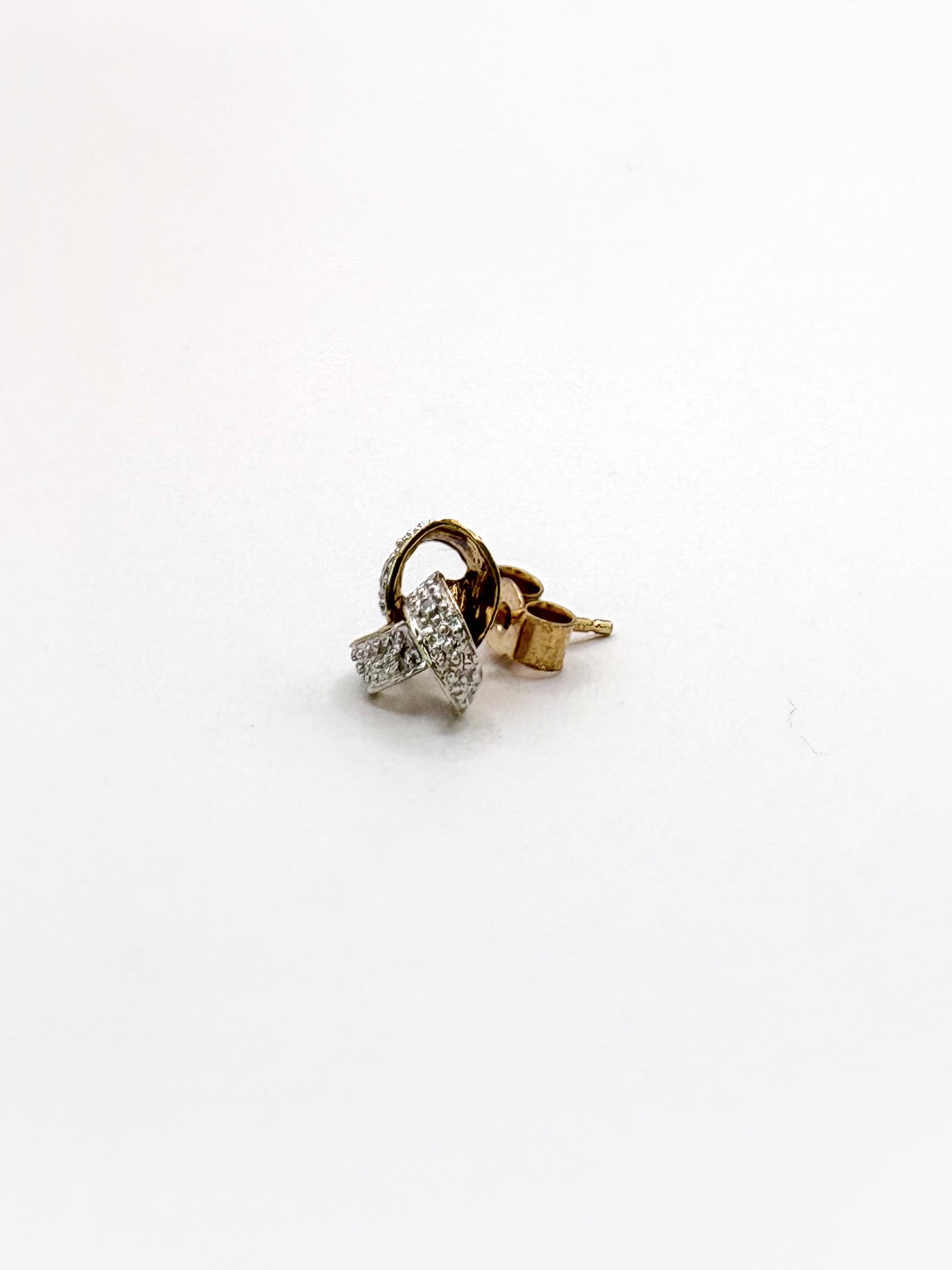Single 9ct Gold Knot Stud with Diamonds