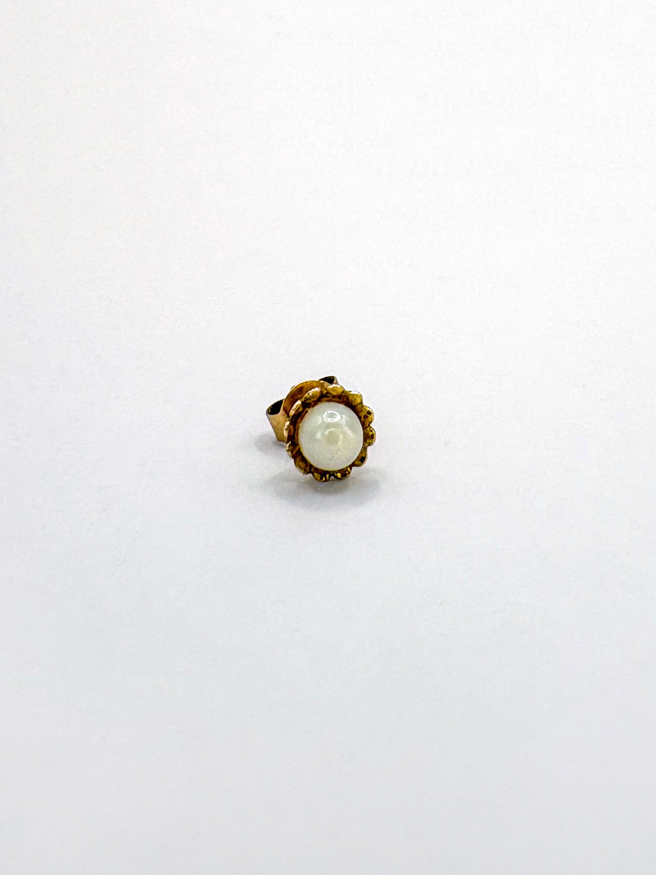 Single 9ct Gold 'Pearl Flower' Stud