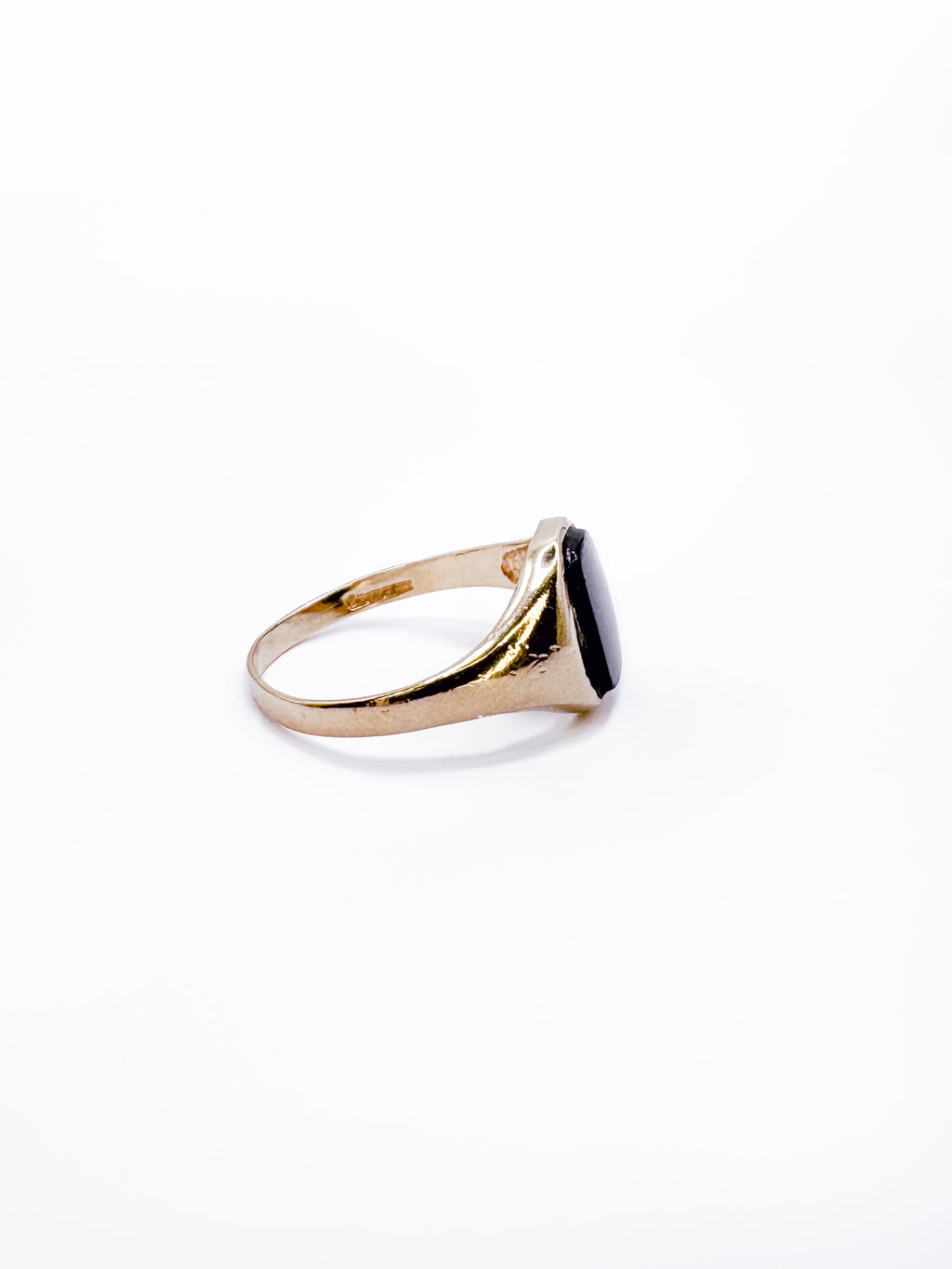 9ct Gold Squoval Signet Ring with Onyx