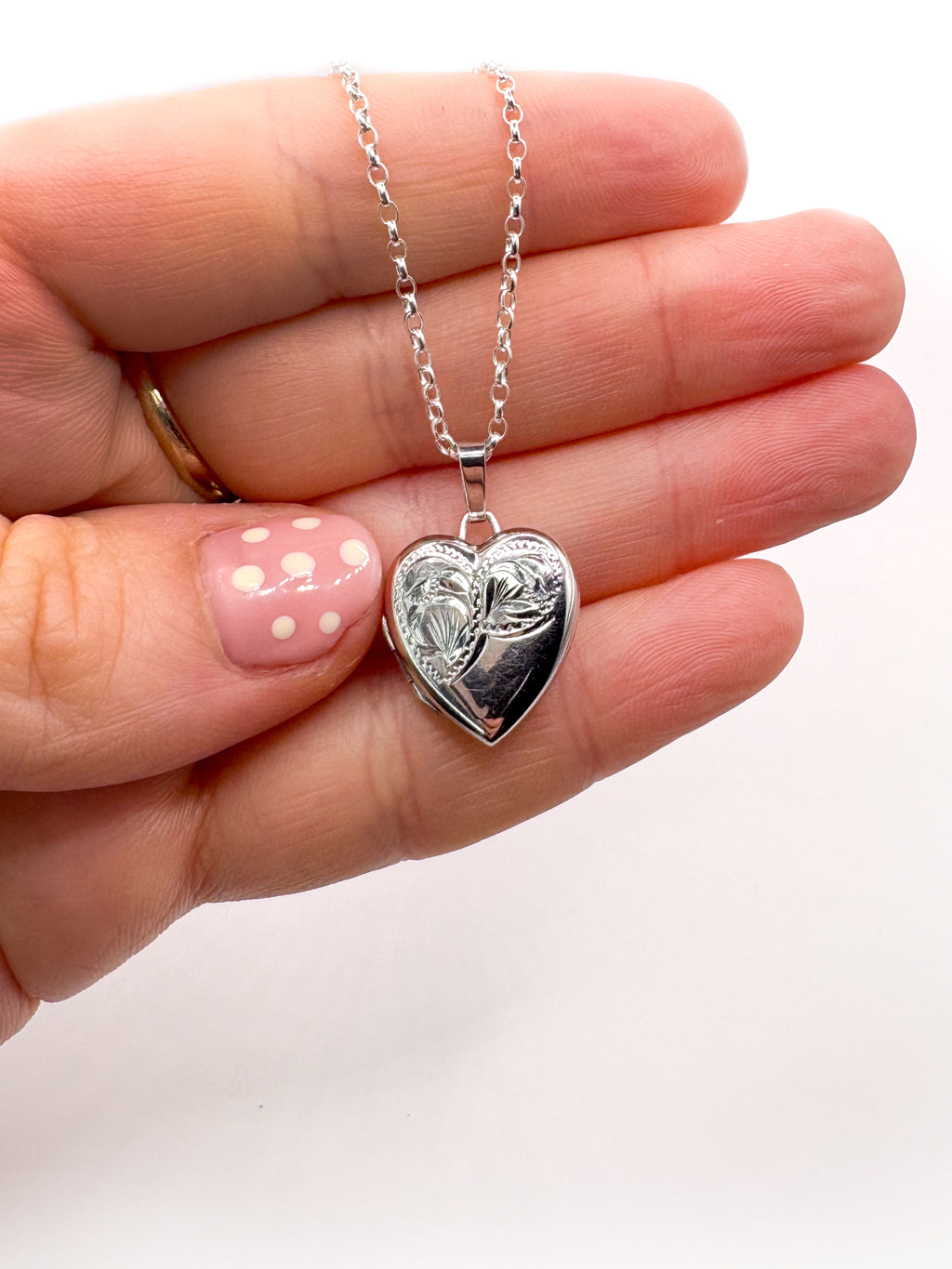 Vintage Sterling Silver Locket with Flower Engraving (Small)